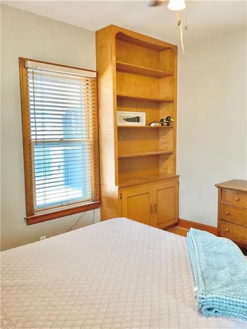 $232,500 | 406 South 6th Street, Burlington, KS 66839