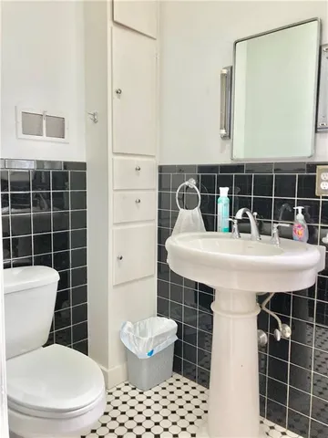 $232,500 | 406 South 6th Street, Burlington, KS 66839