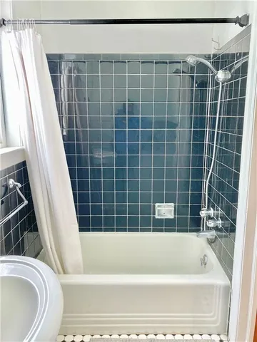 $232,500 | 406 South 6th Street, Burlington, KS 66839