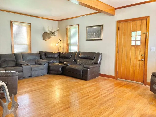 $232,500 | 406 South 6th Street, Burlington, KS 66839