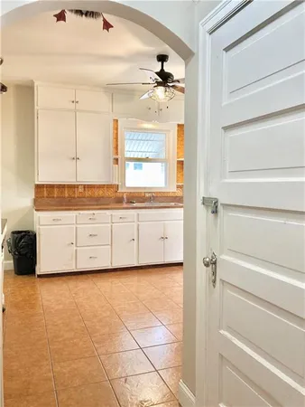 $210,000 | 406 South 6th Street, Burlington, KS 66839
