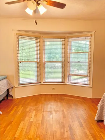 $232,500 | 406 South 6th Street, Burlington, KS 66839