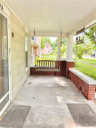 $210,000 | 406 South 6th Street, Burlington, KS 66839