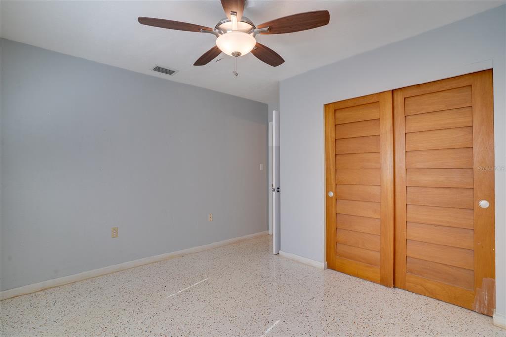 5135 101st Street North St. Petersburg, FL 33708 - Photo 20 of 38