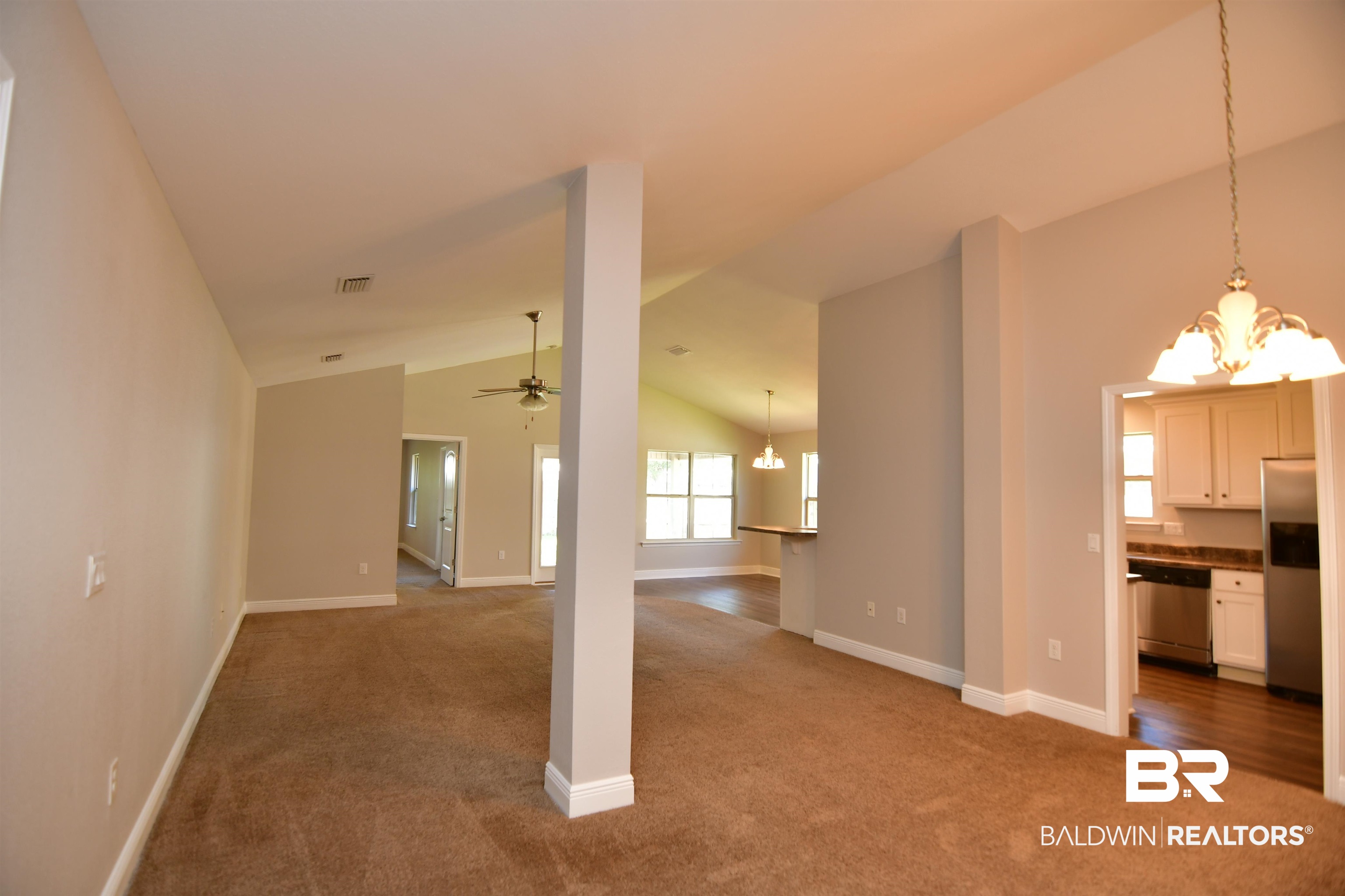 281 Wyatt Court Foley, AL 36535 - Photo 4 of 38