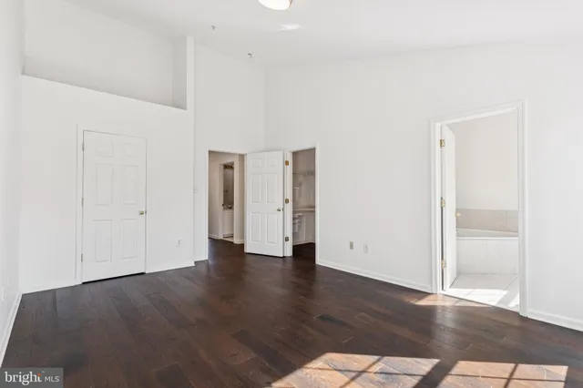 $480,000 | 11357 King George Drive, Unit 10, Wheaton, MD 20902