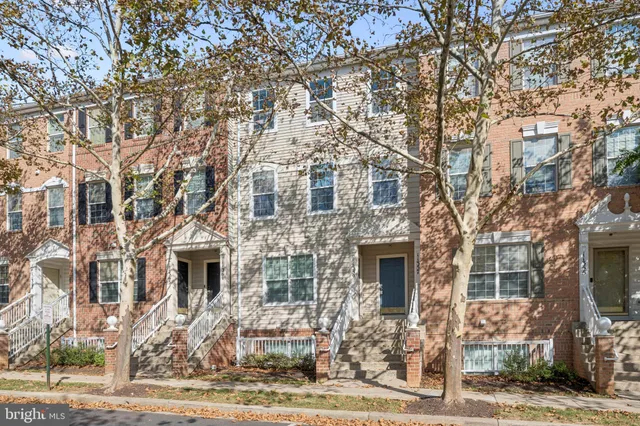$480,000 | 11357 King George Drive, Unit 10, Wheaton, MD 20902