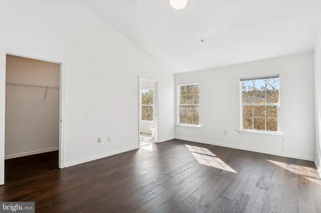 $480,000 | 11357 King George Drive, Unit 10, Wheaton, MD 20902