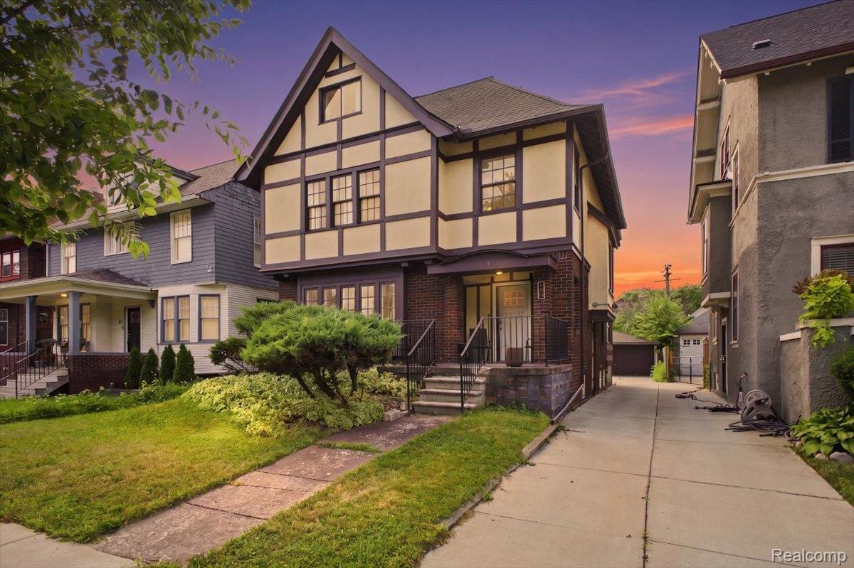 899 Edison Street Detroit, MI 48202 - Photo 1 of 37 Tudor Revival architectural style featuring exposed timber framing and brick detailing