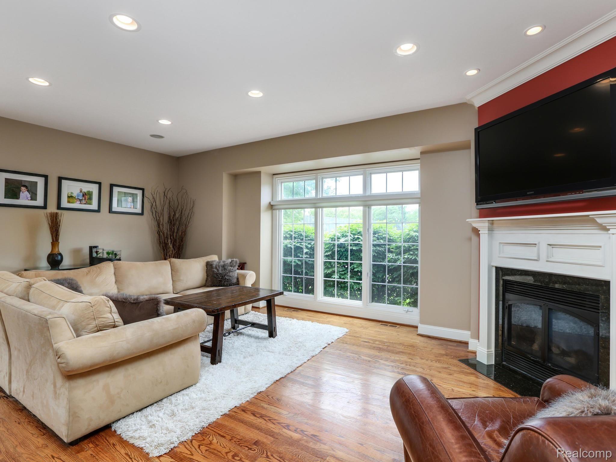 624 Ruffner Avenue Birmingham, MI 48009 - Photo 13 of 37 Family room with fireplace