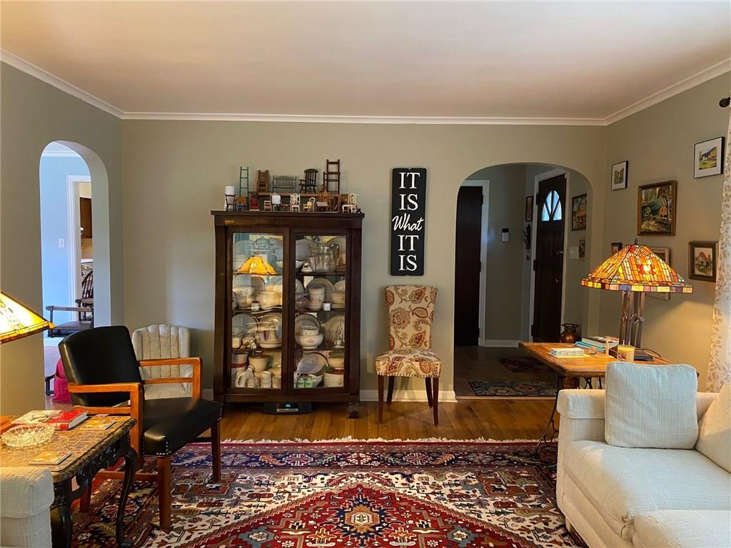 112 Spring Grove Road Pittsburgh, PA 15235 - Photo 4 of 9 Gallery Image 4