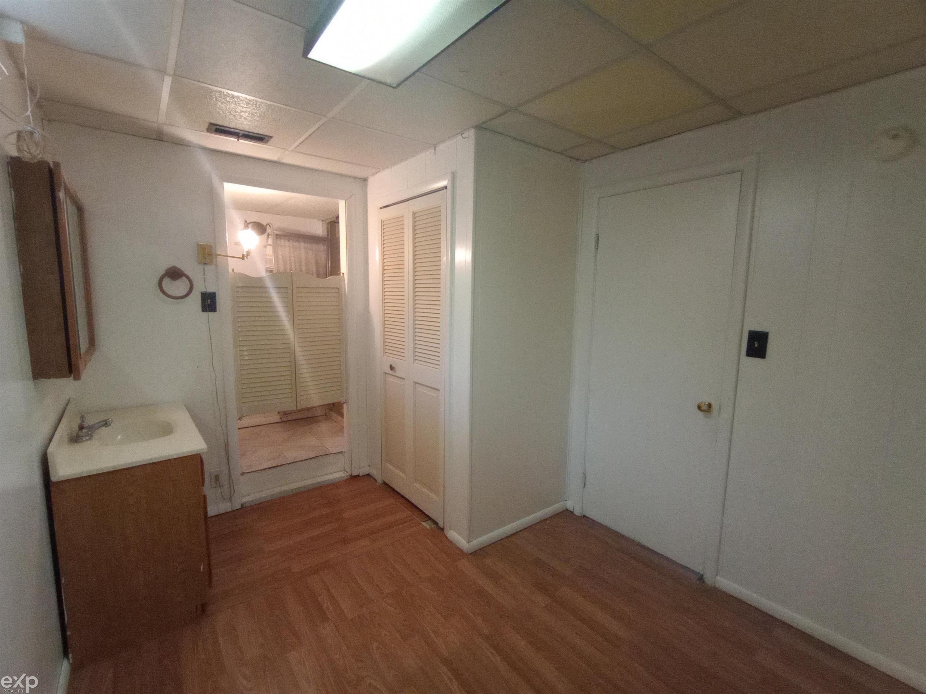 3387 Carson Highway Adrian, MI 49221 - Photo 32 of 52 50119201-31.JPG