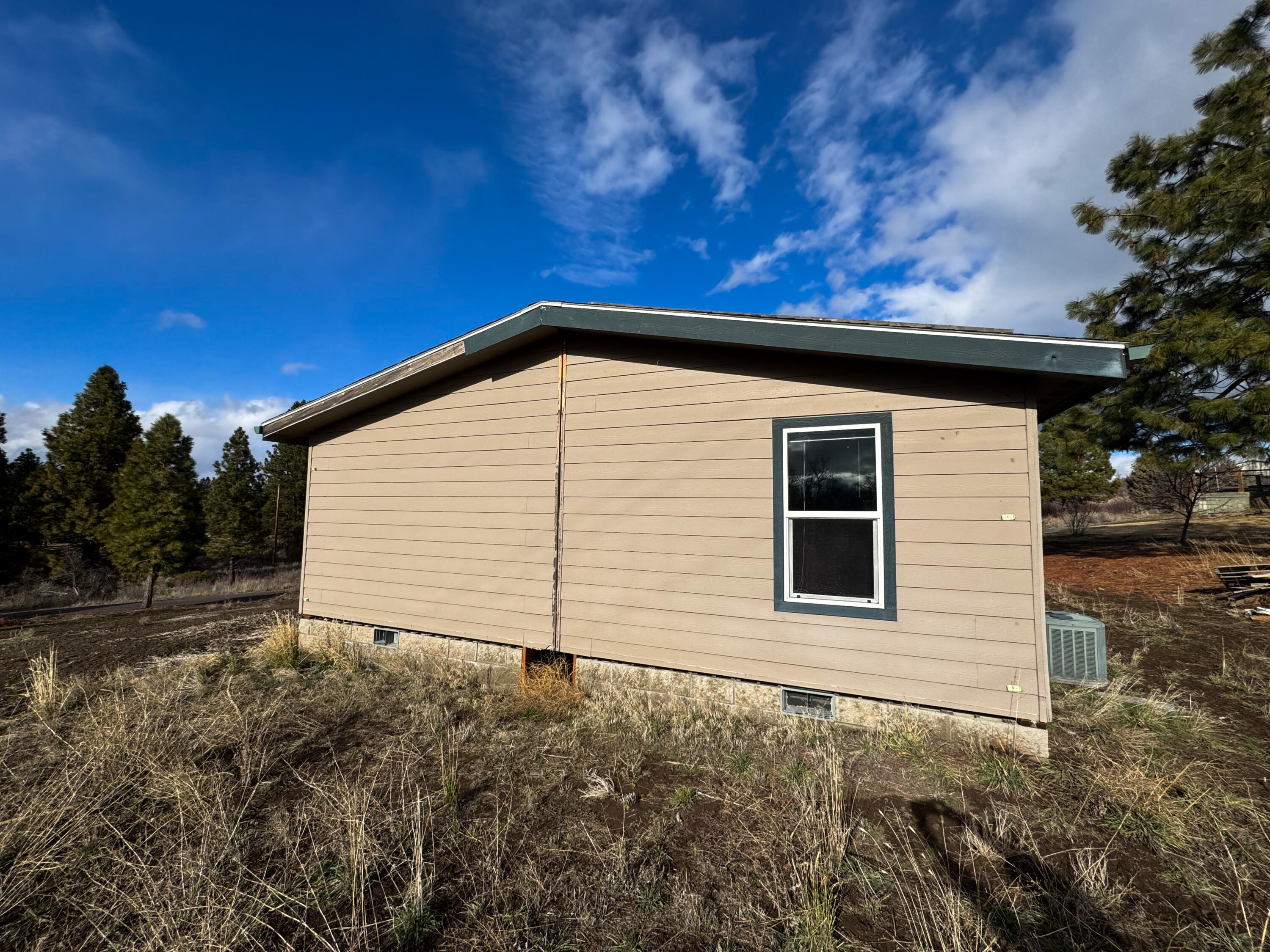 3218 Shoreview Drive Chiloquin, OR 97624 - Photo 6 of 16 west end
