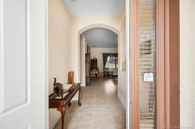 $960,000 | 5437 Southwest Honeysuckle Court, Palm City, FL 34990