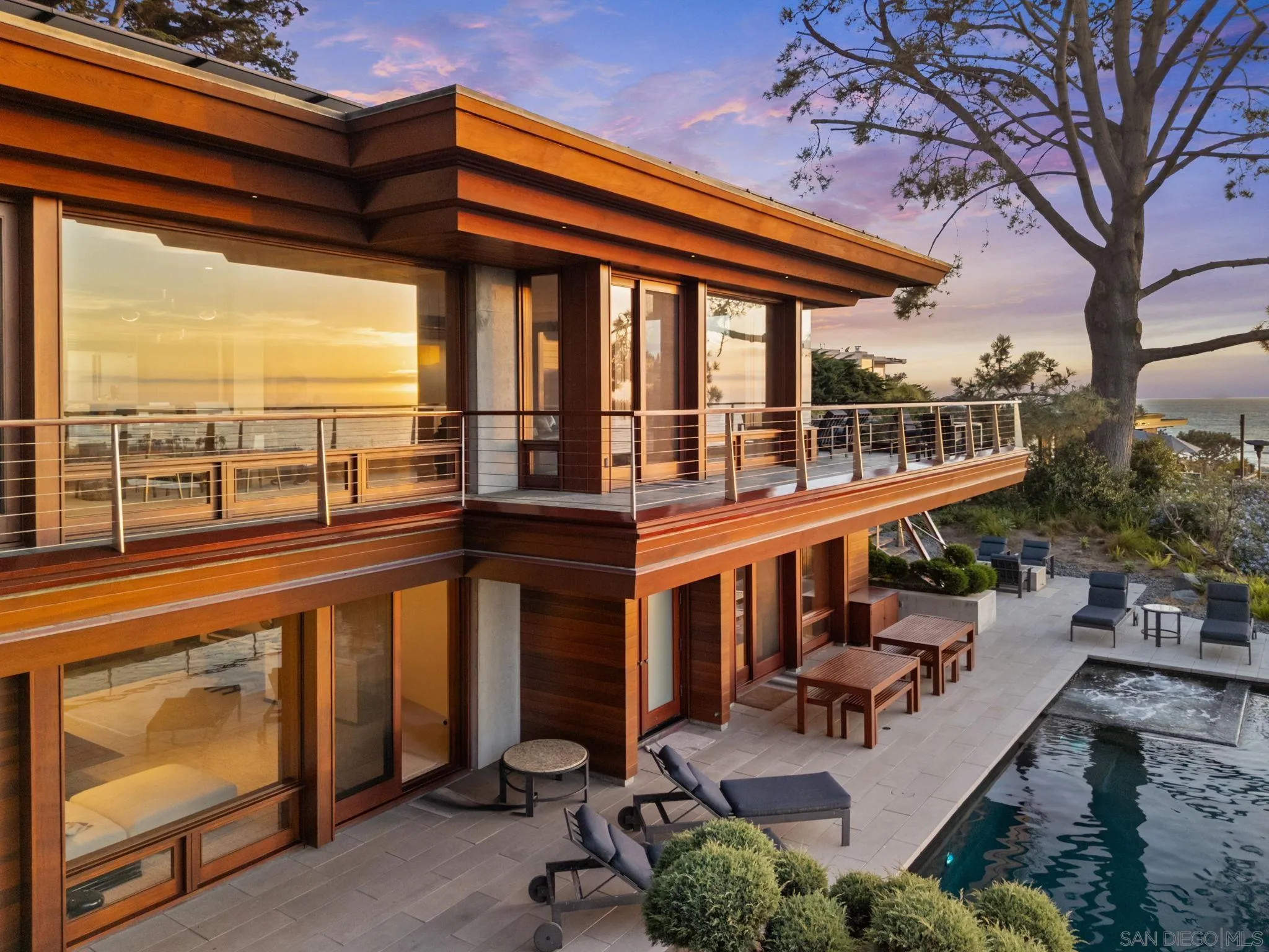 408 Luzon Avenue Del Mar, CA 92014 - Photo 2 of 25