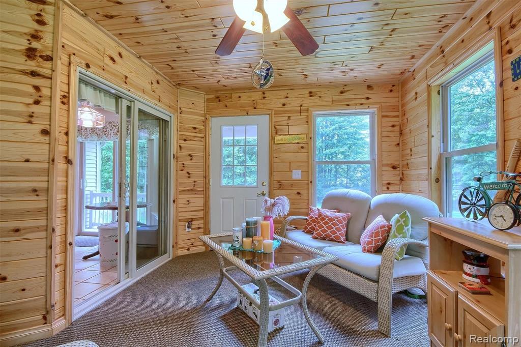 29098 Crawford Road Romulus, MI 48174 - Photo 20 of 38