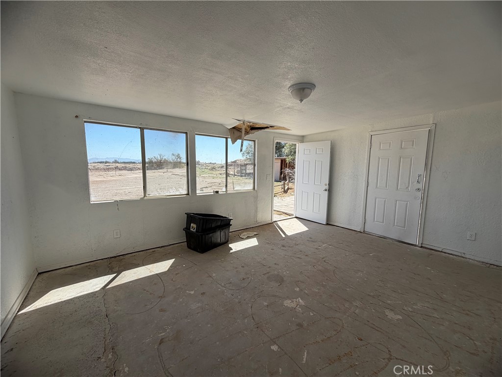 33803 Suffoch Road Newberry Springs, CA 92365 - Photo 34 of 38 Gallery Image 34