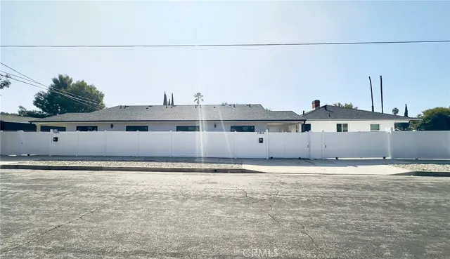 $3,450 | 7454 Gaviota Avenue, Van Nuys, CA 91406