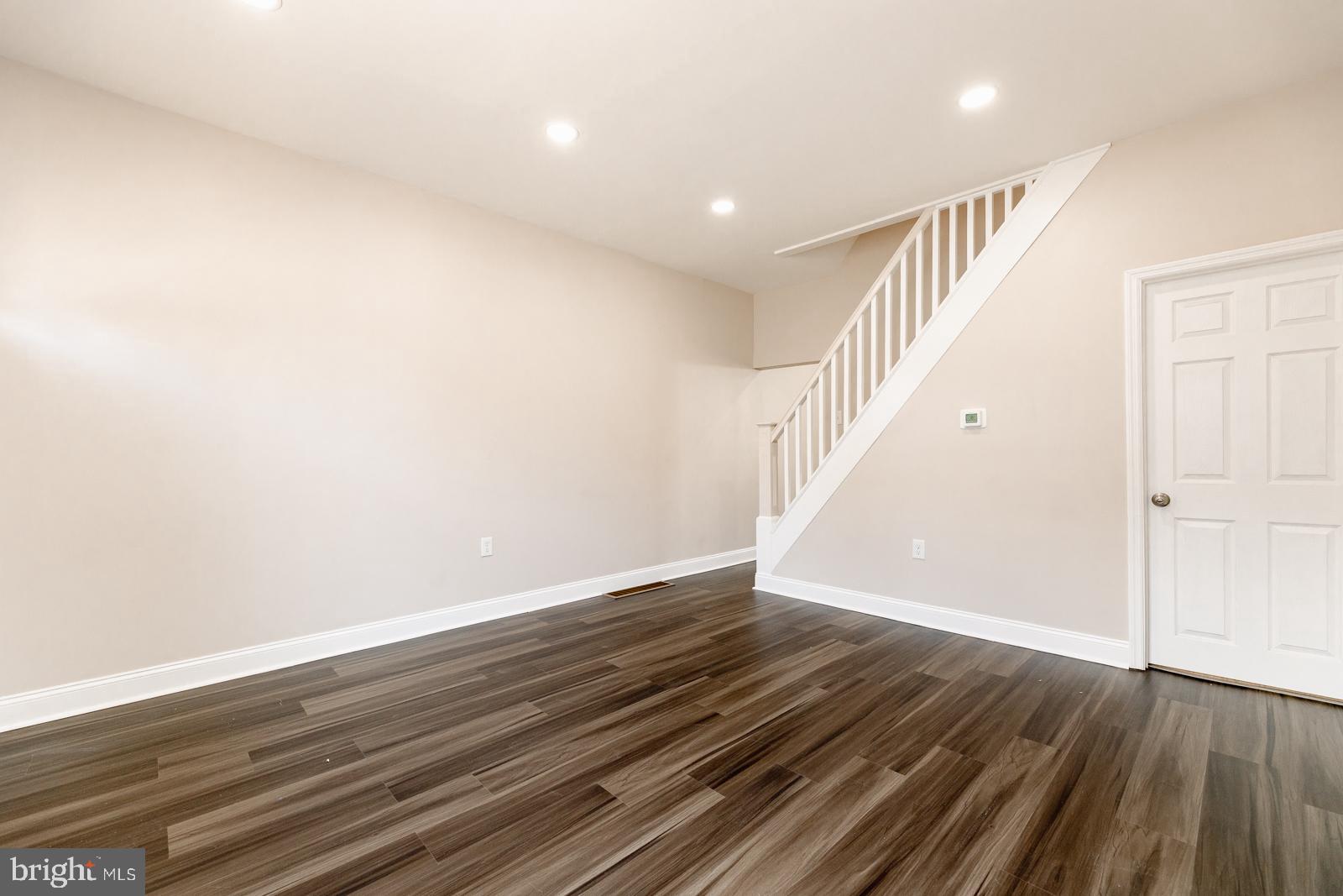 2248 Fraley Street Philadelphia, PA 19137 - Photo 4 of 27