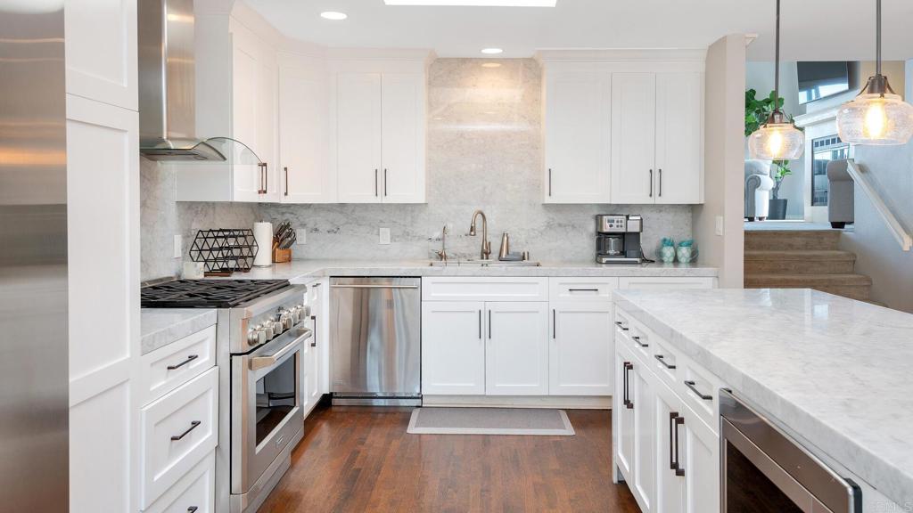 5918 Germaine Lane La Jolla, CA 92037 - Photo 11 of 34