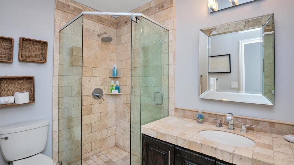 5918 Germaine Lane La Jolla, CA 92037 - Photo 23 of 34 Secondary Bed/Bath
