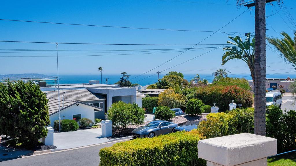 5918 Germaine Lane La Jolla, CA 92037 - Photo 3 of 34 View, Front Deck