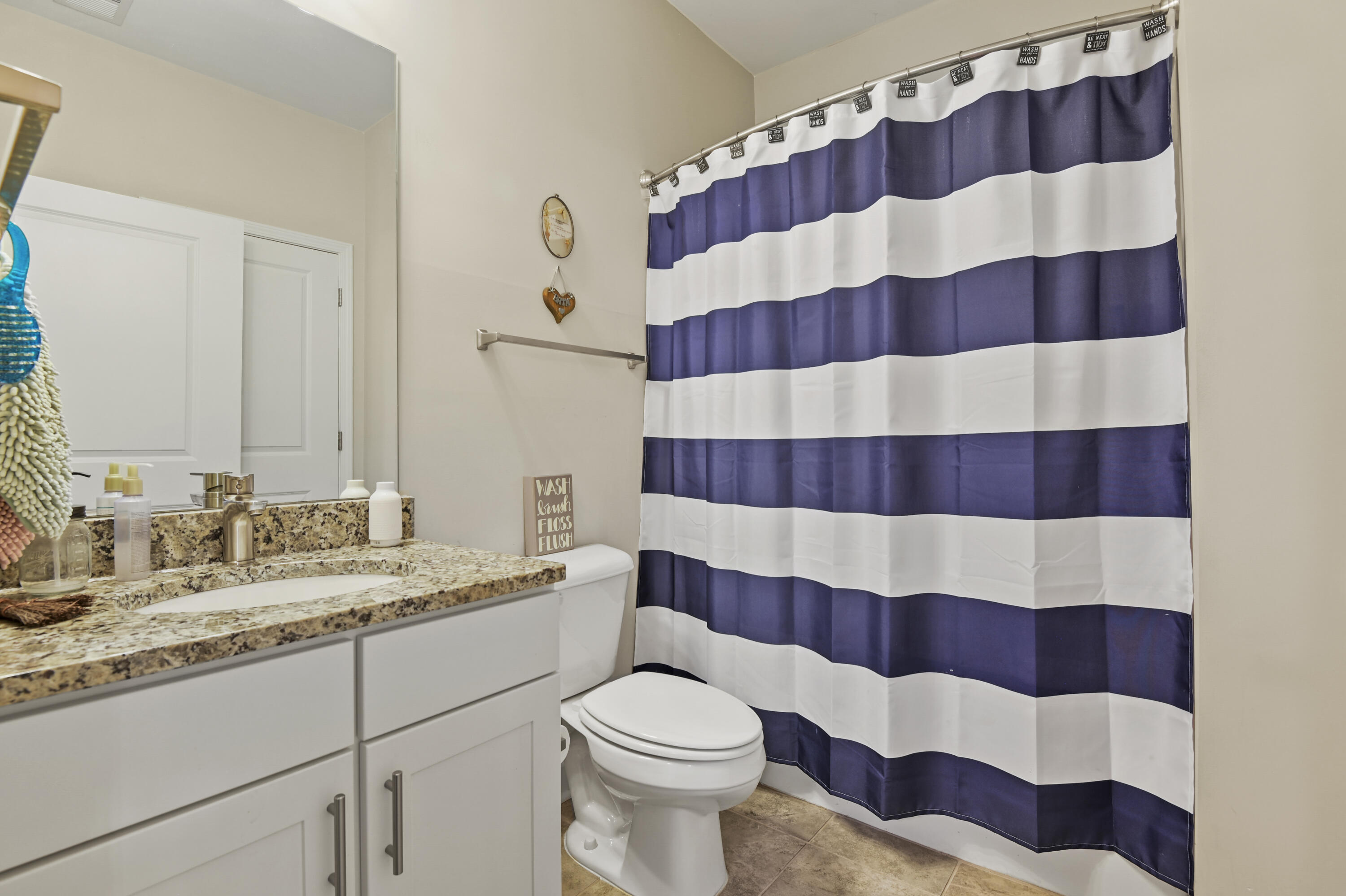 7101 Bowen Corner Avenue Hanahan, SC 29410 - Photo 24 of 33 Secondary Bath