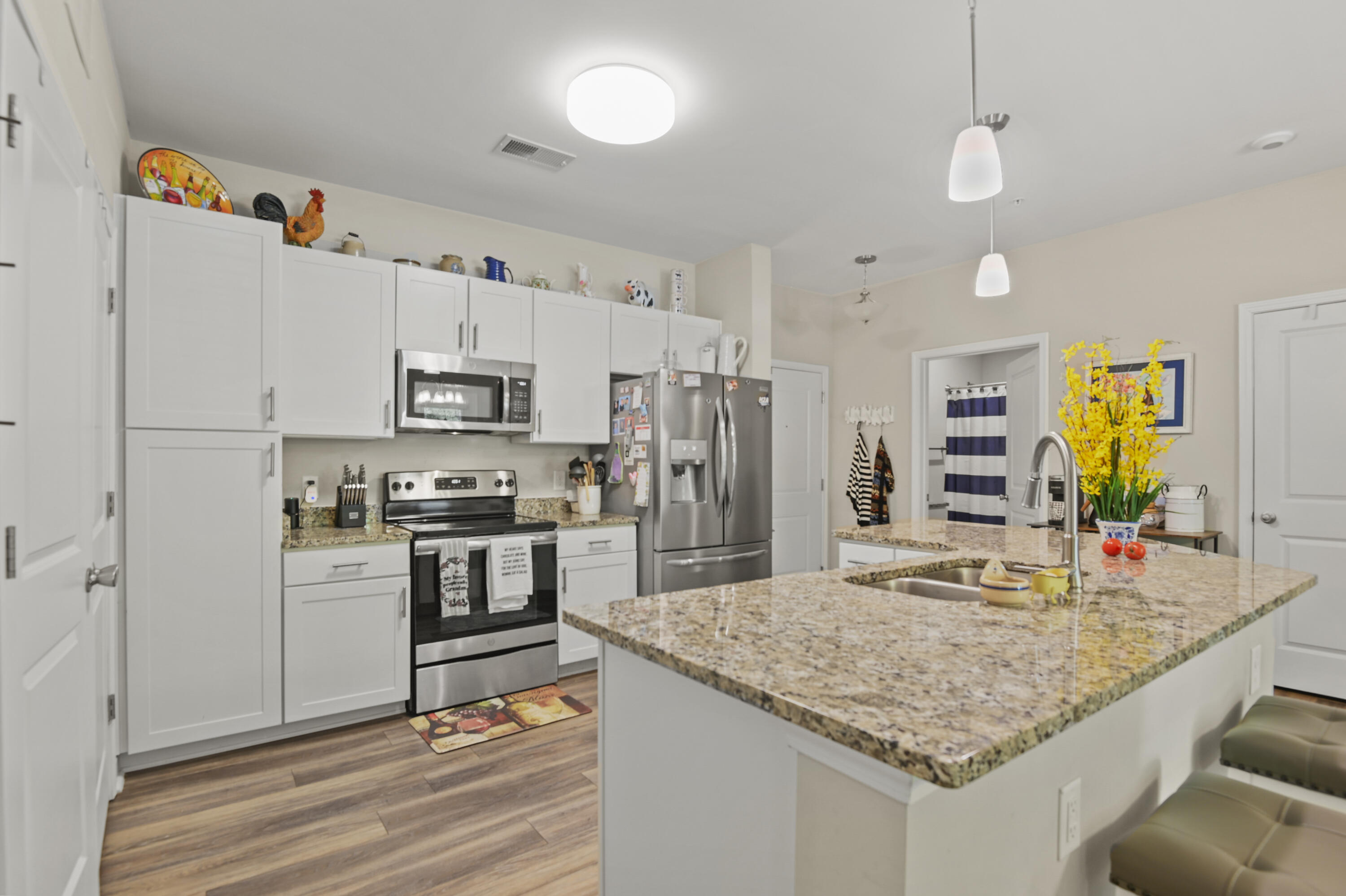7101 Bowen Corner Avenue Hanahan, SC 29410 - Photo 4 of 33 Kitchen
