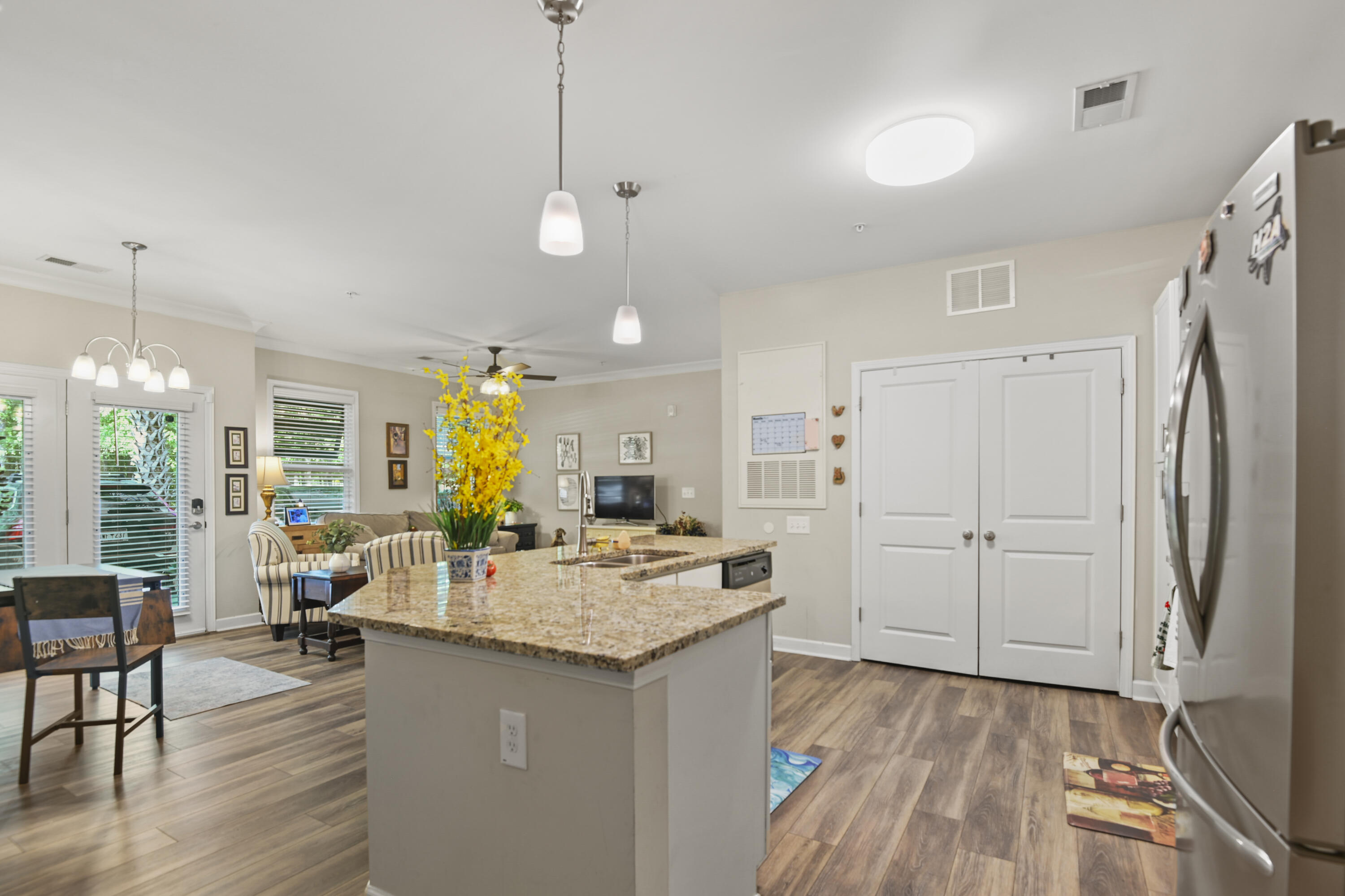 7101 Bowen Corner Avenue Hanahan, SC 29410 - Photo 8 of 33 Kitchen/Laundry