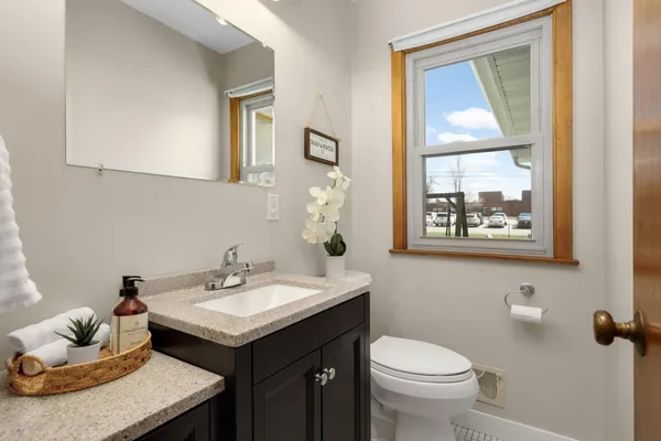 $450,000 | 3020 Woodlark Lane, Eagan, MN 55121