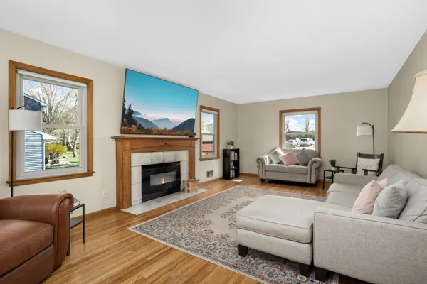 $450,000 | 3020 Woodlark Lane, Eagan, MN 55121