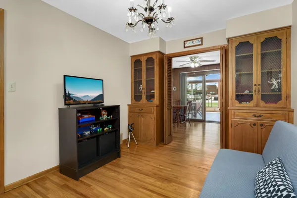 $450,000 | 3020 Woodlark Lane, Eagan, MN 55121