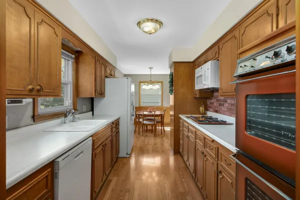 $450,000 | 3020 Woodlark Lane, Eagan, MN 55121