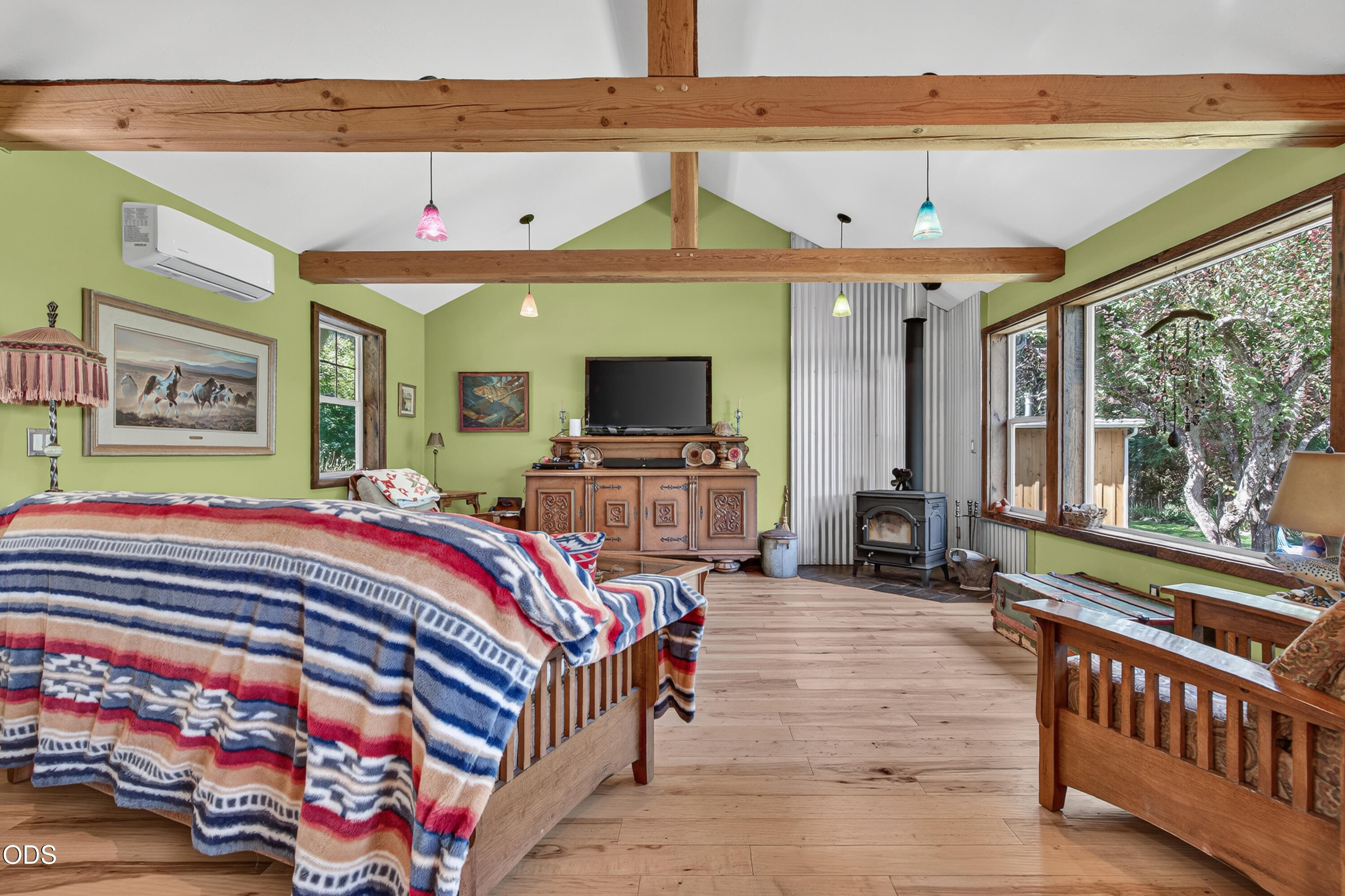 9662 Upper Applegate Road Jacksonville, OR 97530 - Photo 4 of 58