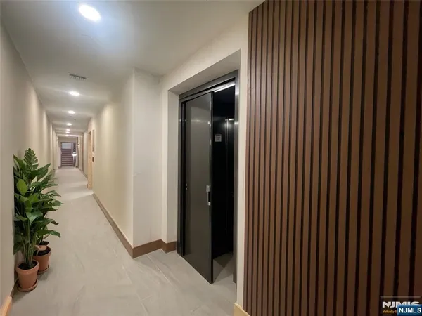 $2,750 | 58 Union Street, Unit 601, Newark, NJ 07105