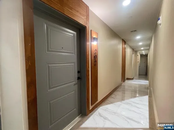 $2,750 | 58 Union Street, Unit 601, Newark, NJ 07105