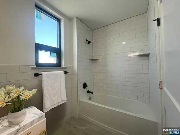 $2,750 | 58 Union Street, Unit 601, Newark, NJ 07105