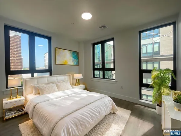 $2,750 | 58 Union Street, Unit 601, Newark, NJ 07105