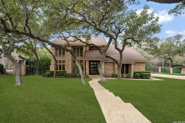 $795,000 | 9 Inwood Manor, San Antonio, TX 78248