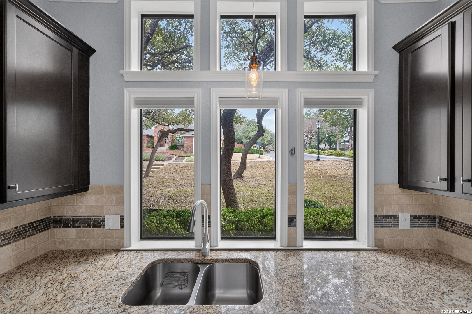 9 Inwood Manor San Antonio, TX 78248 - Photo 13 of 41