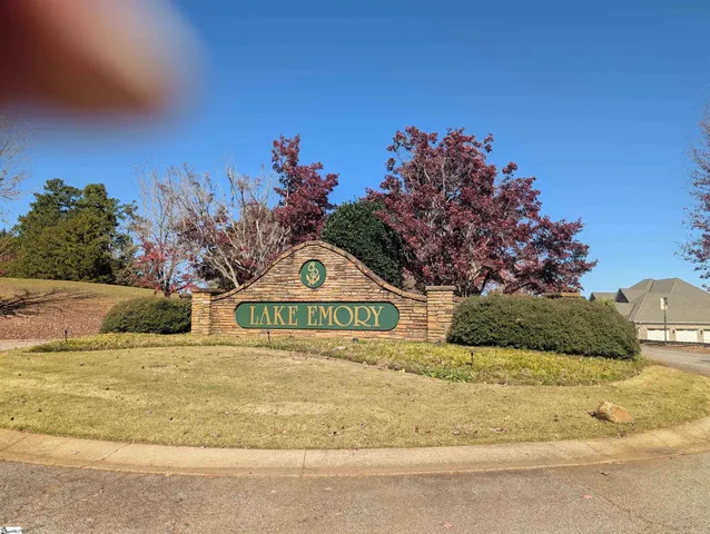 $2,800 | 154 South Lake Emory Drive, Inman, SC 29349