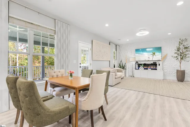 $2,800 | 154 South Lake Emory Drive, Inman, SC 29349