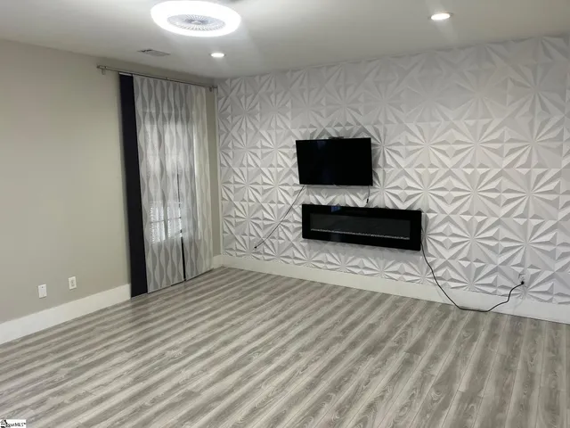 $2,800 | 154 South Lake Emory Drive, Inman, SC 29349