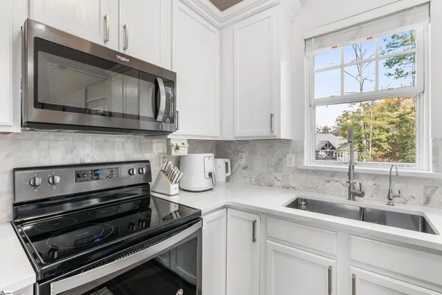 $2,800 | 154 South Lake Emory Drive, Inman, SC 29349