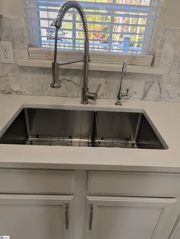 $2,800 | 154 South Lake Emory Drive, Inman, SC 29349