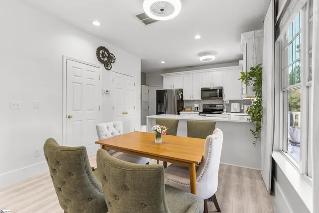 $2,800 | 154 South Lake Emory Drive, Inman, SC 29349