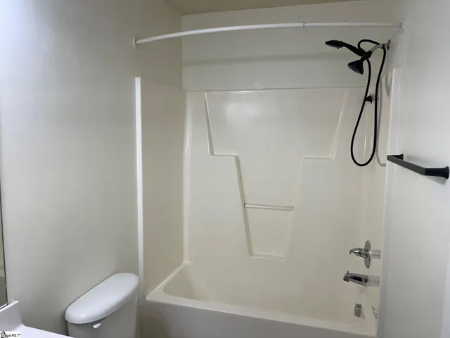 $2,800 | 154 South Lake Emory Drive, Inman, SC 29349