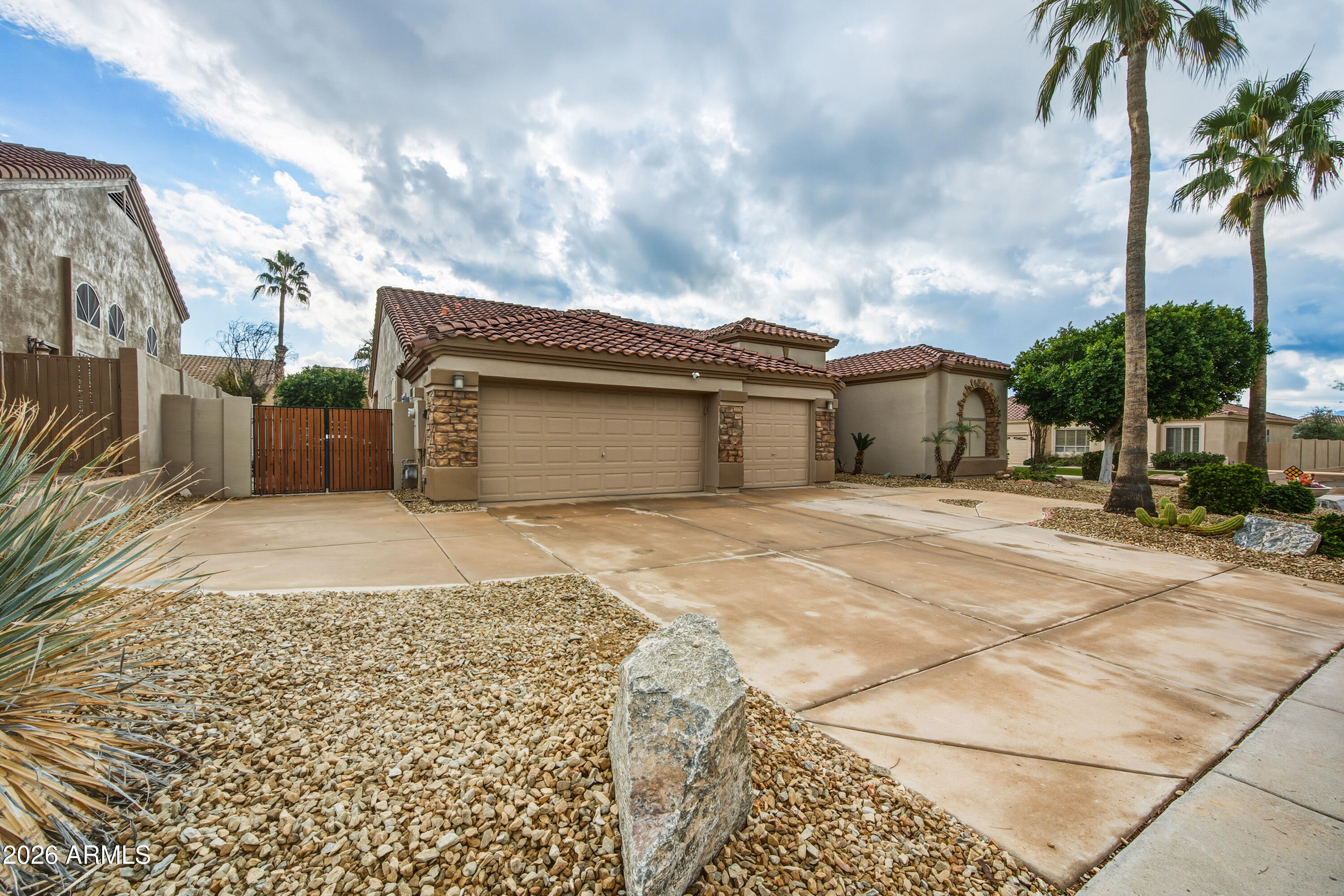 16635 South 12th Avenue Phoenix, AZ 85045 - Photo 3 of 41 16635 S 12th - Front