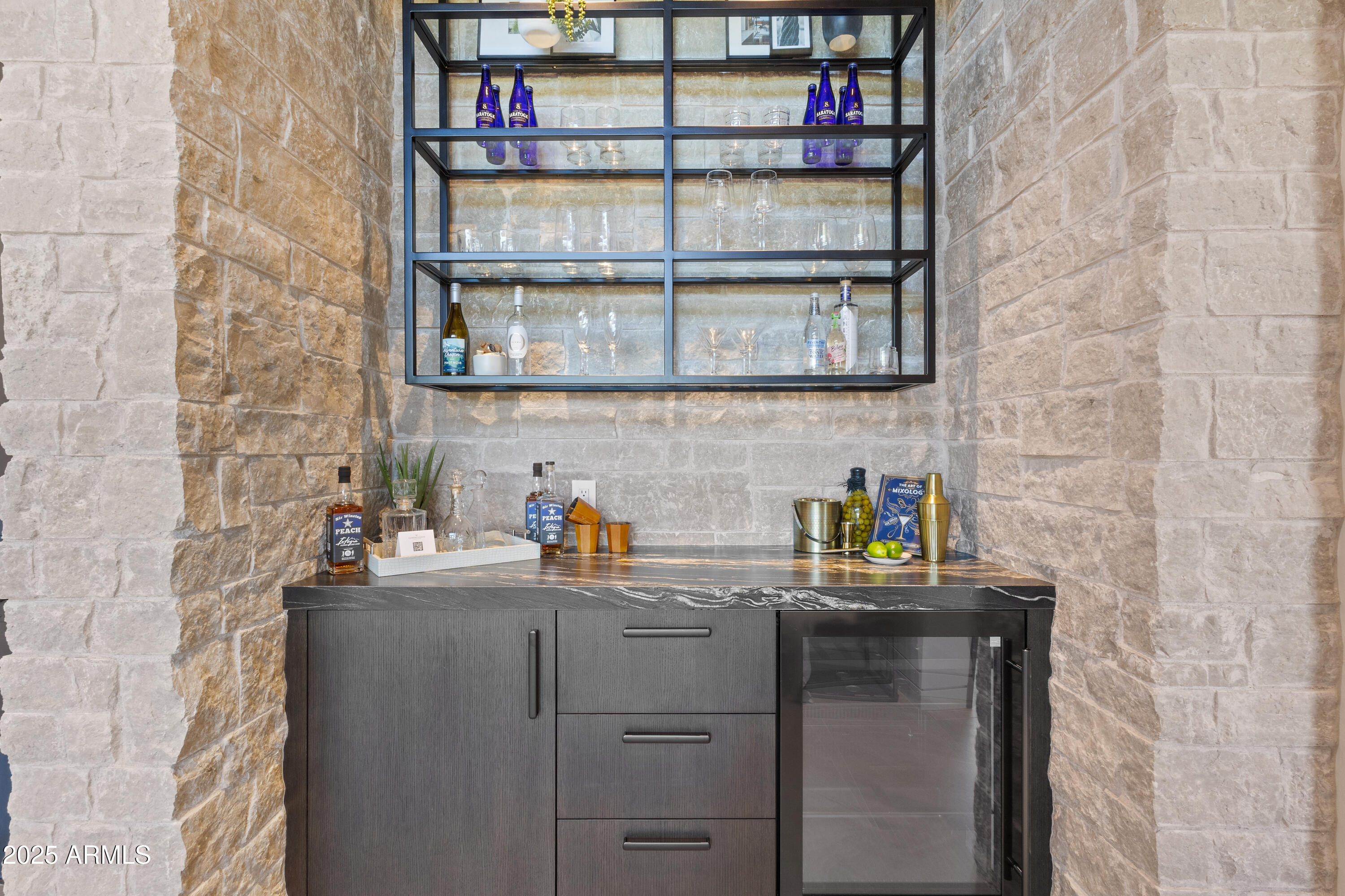 106 South Rim Club Drive Payson, AZ 85541 - Photo 12 of 49 a kitchen with a sink and a cabinets