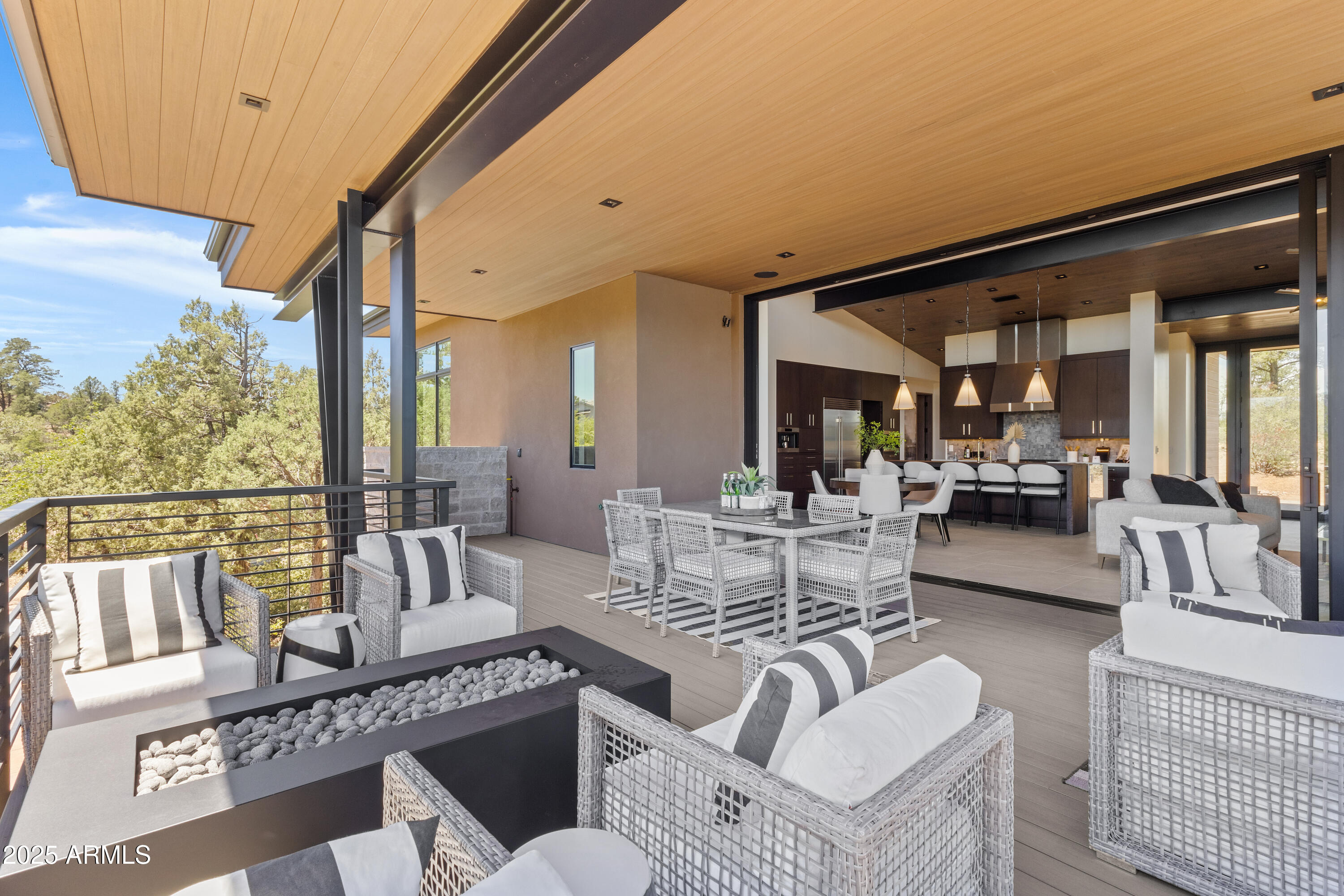 106 South Rim Club Drive Payson, AZ 85541 - Photo 35 of 49 a living room with furniture and a large window